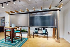 Universal-Screens-Showroom-Standard-MotionScreen-2