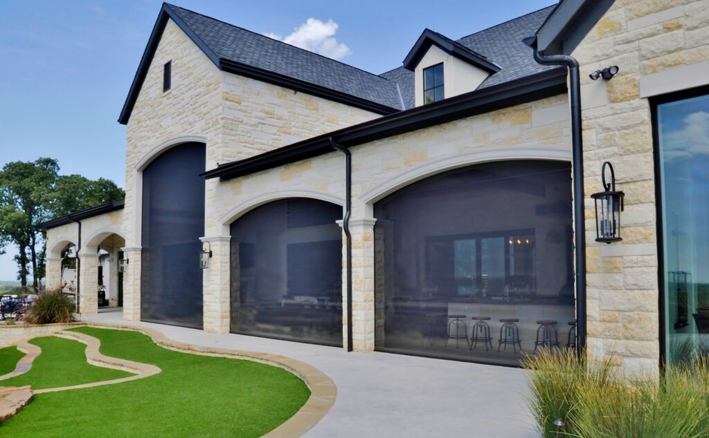 Homepage - Universal Screens - Universal Screens Patio Shades